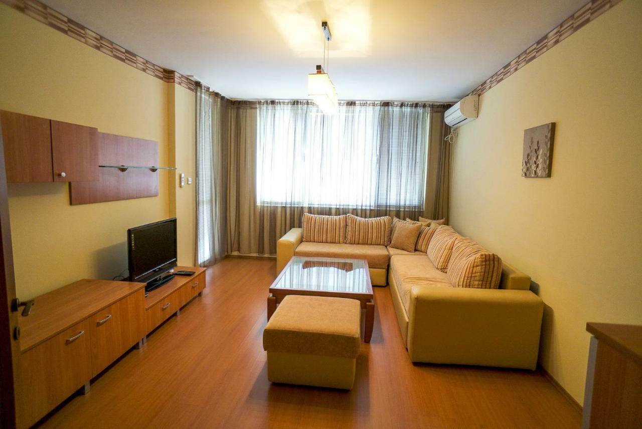 Apartment Geo Milev Plovdiv Exterior foto